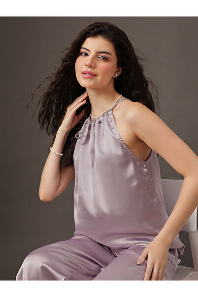 Clovia By Styli طقم من 3 قطع - قميص داخلي من الساتان، روب، وبيجاما