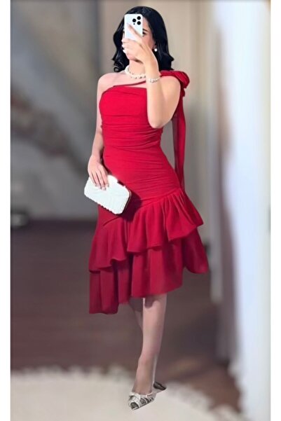 MAIN DRESS Princess dress returns in the most beautiful colors of the year