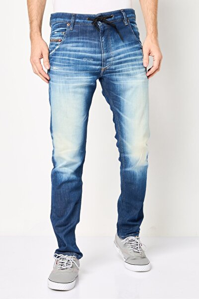 Diesel جينز رجالي ضيق الخصر متوسط الطول، قابل للتمدد، أزرق داكن
