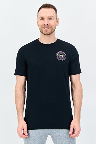 Under Armour Men Loose Fit Short Sleeve Outdoor T-Shirt, Black