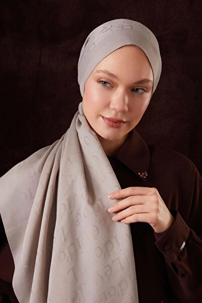 Levidor Text Printed Nai̇a Jacquard Shawl-Stone