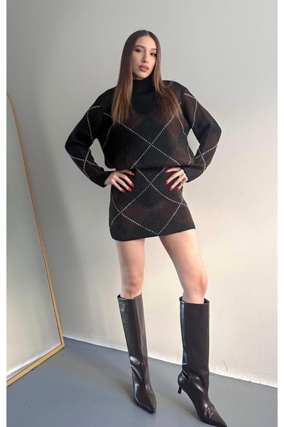 fujya Soft Textured Plaid Skirt Sweater Knitwear Set