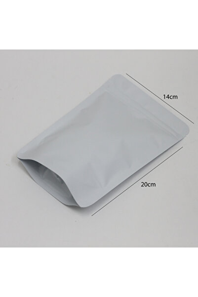 Generic 50 pieces of opaque white coffee and spice sachets.