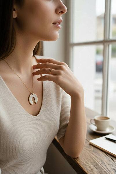 Salizera Handmade Porcelain Horse Pendant-Gold/Platinum Plated with Steel Cha...