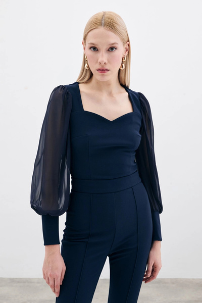 Sateen بلوزة قصيرة بأكمام بالون - أزرق داكن