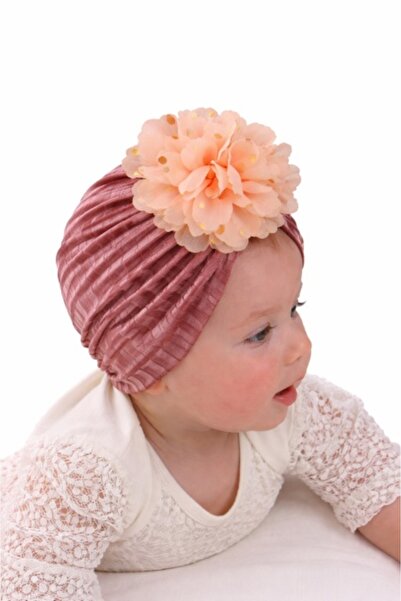 Pure Boutique Caciulita roz pudra tip turban din catifea cu floare aplicata