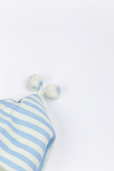 Lui Baby Yenidoğan Kapüşonlu Triko Unisex Ponponlu Bebek Hırka 0/6 Ay