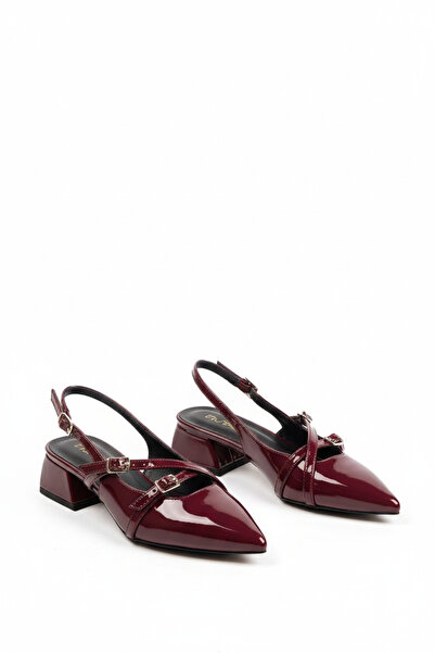 Salim Sırma Arkası Açık Sivri Burunlu Kısa Topuklu Tokalı Babet