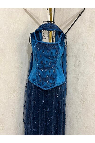 MYGROUP Velvet dress on tulle