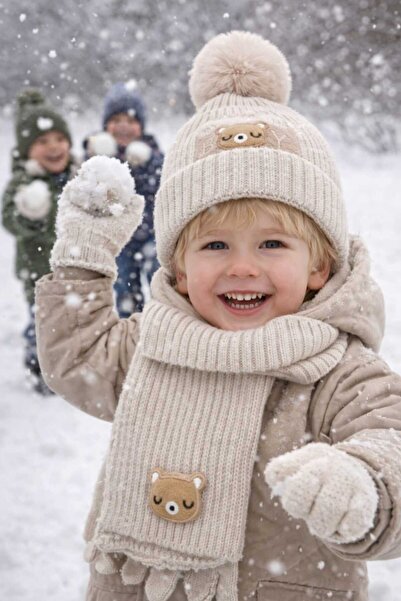 Recos طقم قفازات وقبعة للأولاد مع بطانة من الصوف وتصميم دب