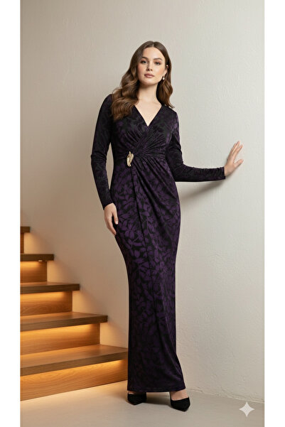 LAFYNA A velvet evening dress with a purple floral pattern and a cinched wais...