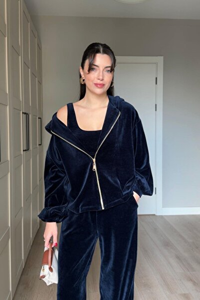 WOMKA Women's Velvet Fabric Three Piece Tracksuit Set