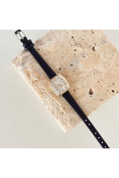 Vesce Atelier Pure Classic Leather Cord Watch Black