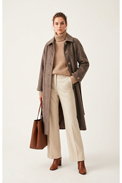 Soydan Güner Kahverengi Alpaka Tuşe Bebe Yaka Kuşaklı Rahat Kalıp Kadın Kaban...