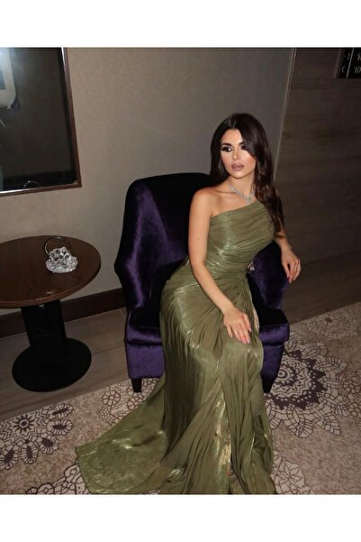 Barbie Fashion elegant evening dress