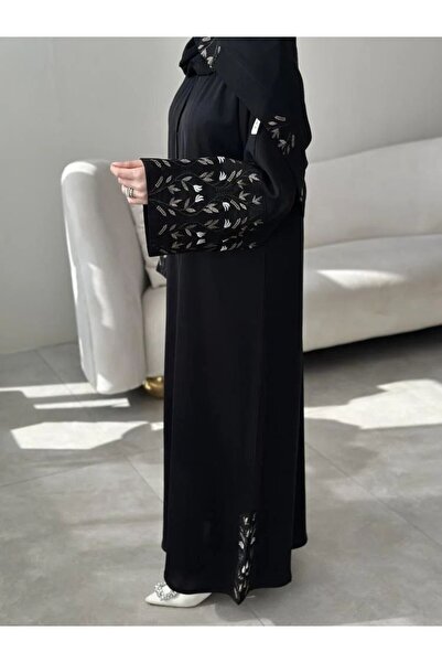 Karmen Najla Abaya – Quarter-circle cut, black crepe fabric with luxurious em...