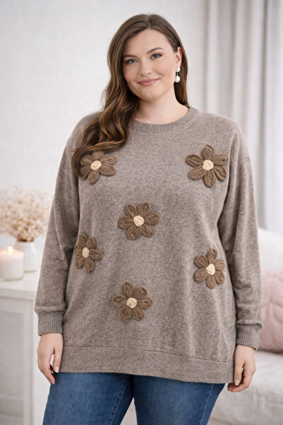 TUSSE Elegant Soft Cashmere Floral Embroidered Sweat Plus Size Blouse