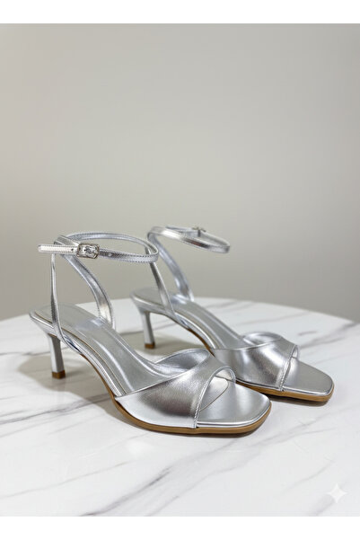 guijarro Women's Square Toe Thin Strap Evening and Party High Heels (6 cm)