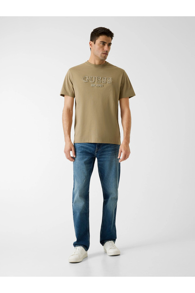 Guess Ανδρικό μπλουζάκι χακί με κοντό μανίκι με λαιμόκοψη και κέντημα με λογό...