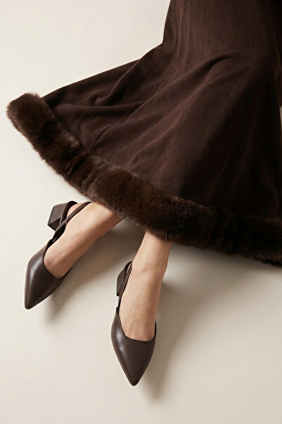 mudemsu Anna Pointed Toe Soft Low Heel Casual Occasion Women's Slingback Shoes