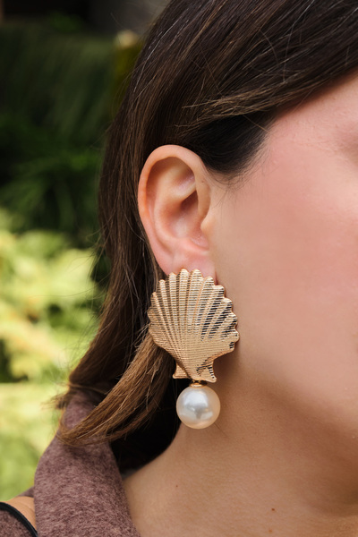 ByFlorya Jewelry Vip Oyster Pearl Earrings Metal Earrings with Steel Tips 2cm