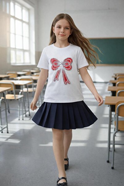 BLUEMOOR April 23 Show and Special Day Embroidery Detail T-Shirt