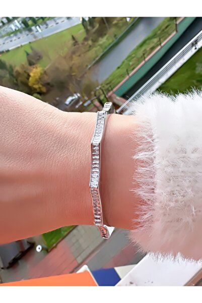 ECEMSEL أصفاد أنيقة بالحجر