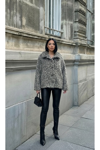 ALFUDO Moda Collection Leopard Patterned Buttoned Layered Collar Lined Short ...