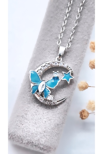 Serenity قلادة فولاذية على شكل هلال الفراشة