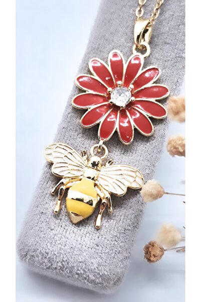 Serenity قلادة فولاذية على شكل نحلة باباتيا