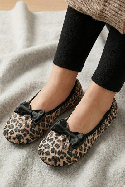 Mijja Kadife, Fiyonklu Ev Babeti, Günlük Hediye Hac Umre Çeyizlik Kaymaz Pisi...