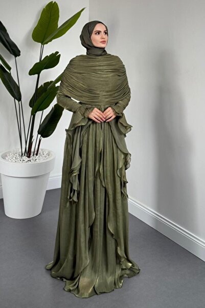 MERVEN AKYÜZ Naruna Pelerinli Fırfırlı Abiye Haki