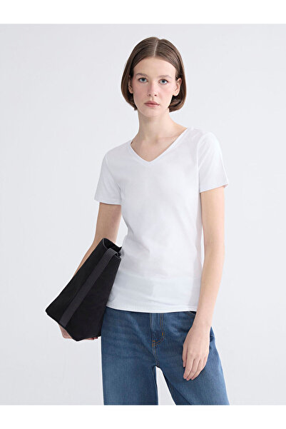 LC Waikiki Rmz Gi̇yi̇m Farkiyla V Dikim Women's T-Shirt