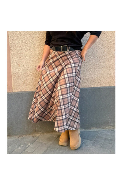 FeteRL Cloche Skirt in Checkered Berry