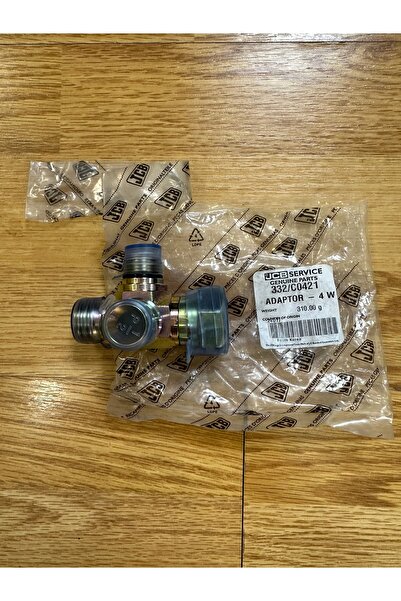 Jcb 4 yollu adaptör 332/C0421