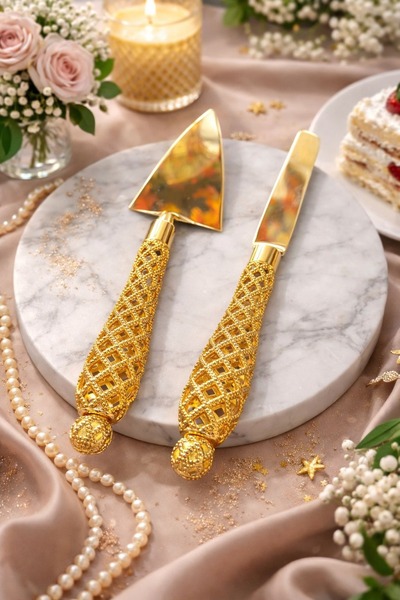 Mutfika 2’Lİ PASTA SERVİS SETİ ALTIN BIÇAK & PASTA SPATULASI
