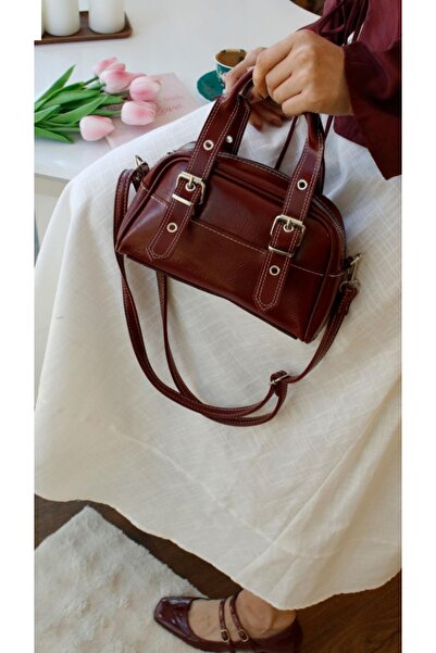 themoiss The Moiss Burgundy Color Belt Detailed Women's Hand and Shoulder Bag