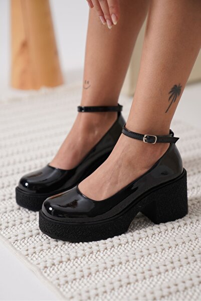 Zerenyus Marea ženske crne lakirane kožne cipele sa klinastim potplatom i vis...