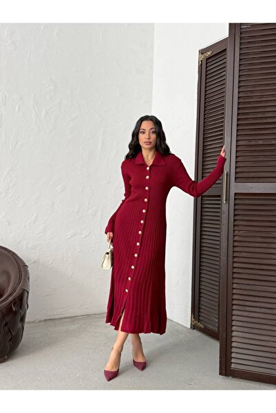 QSCOB Kadın Fitilli Uzun Triko Elbise – Gold Düğmeli, Zarif ve Modern