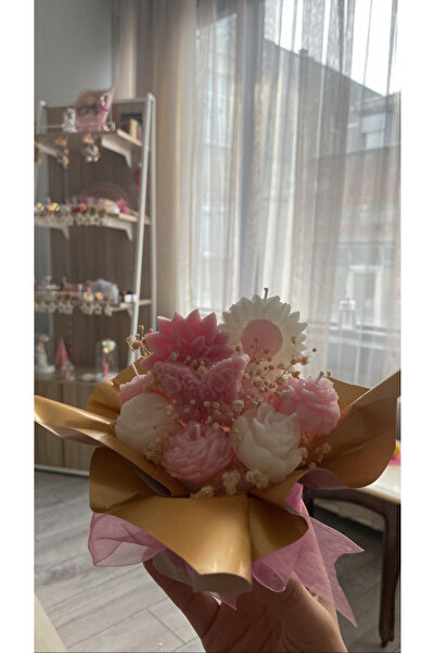 Rota ÇİÇEKLİ MUM BUKETİ