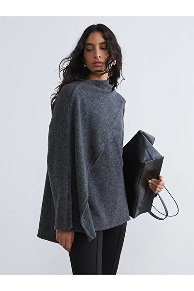 LC Waikiki LCW Modest Antrasit Dökümlü Şal Yaka Oversize Kadın Triko Kazak