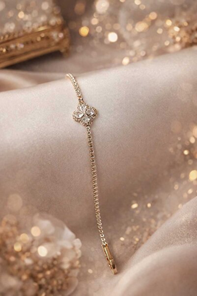 sheenez Su Yolu Papatya Zirkon Taşlı Bileklik