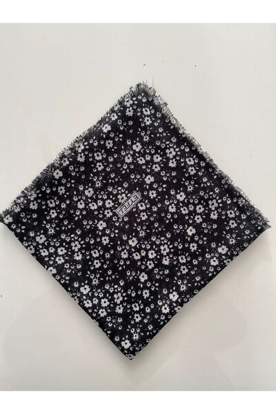 Eyfel White&Black Patterned Cheesecloth Writing