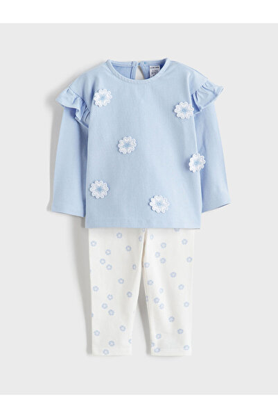 LC Waikiki بلوزة وبنطلون ضيق للفتيات الصغيرات مطرزة بالزهور الزرقاء