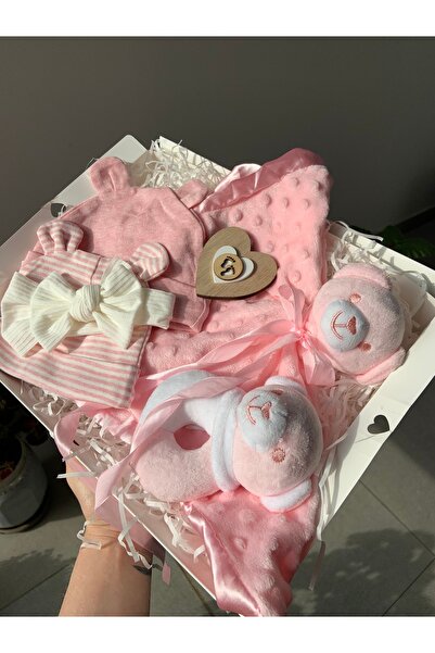 Handmade Baby girl gift box set pink lovely bear toy