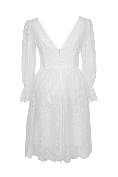 ambar studio rochie albă din dantelă