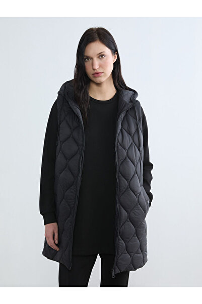 LC Waikiki Black Hooded Quilted Women's Puffer Vest