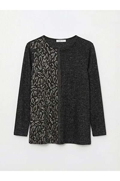 LC Waikiki بلوزة سوداء أنيقة وخالدة بنمط رقبة الدراجة