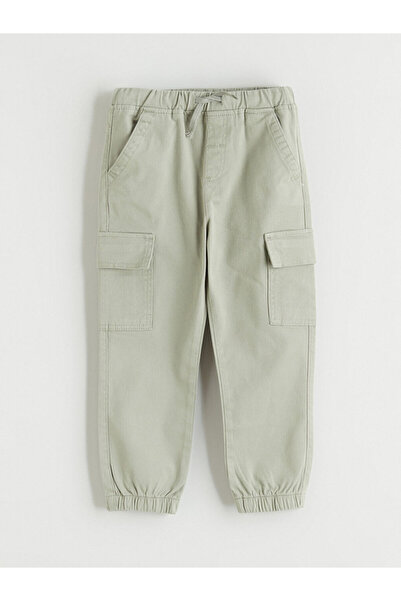 LC Waikiki LCW Kids Зелени панталони с ластична талия за момчета