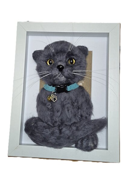 di felt painting with gray cat